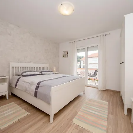 Mar Appartement Palit