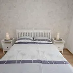 Mar